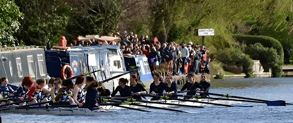 why-hire-a-chauffeur-for-the-oxford-vs-cambridge-boat-race-in-london-2026